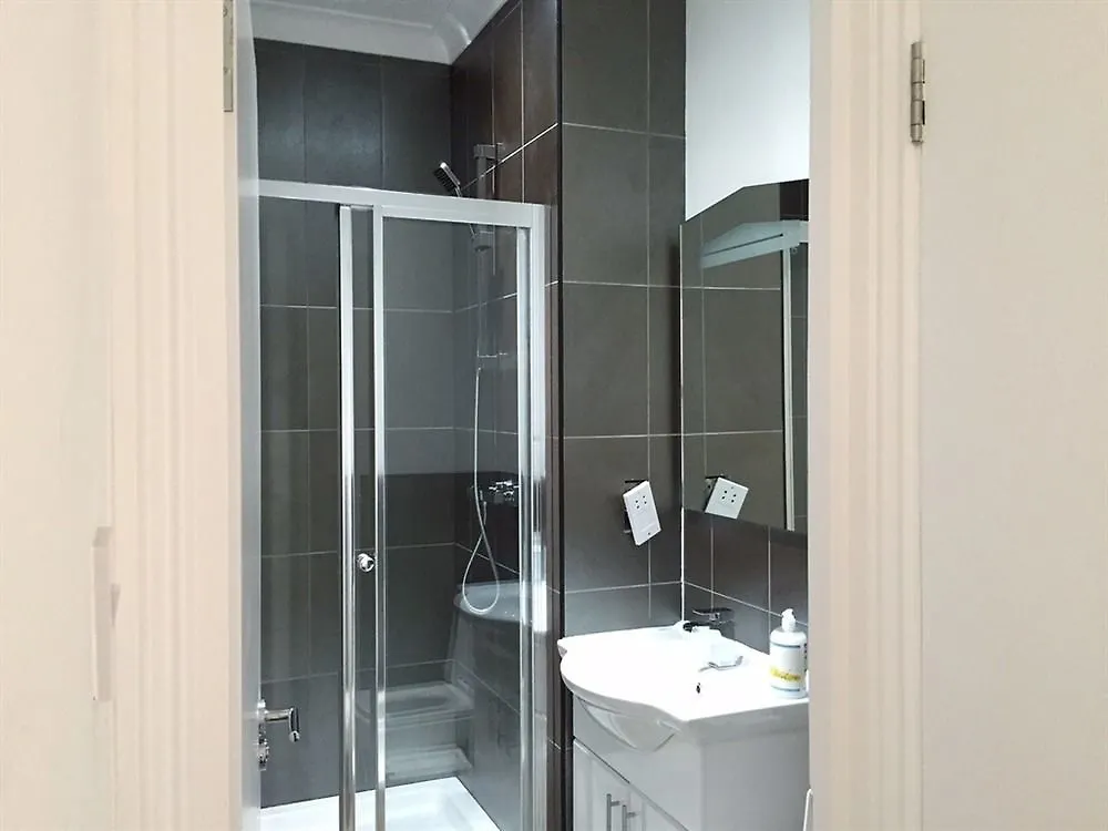 Ilford Central Luxury Apartements Apartment
